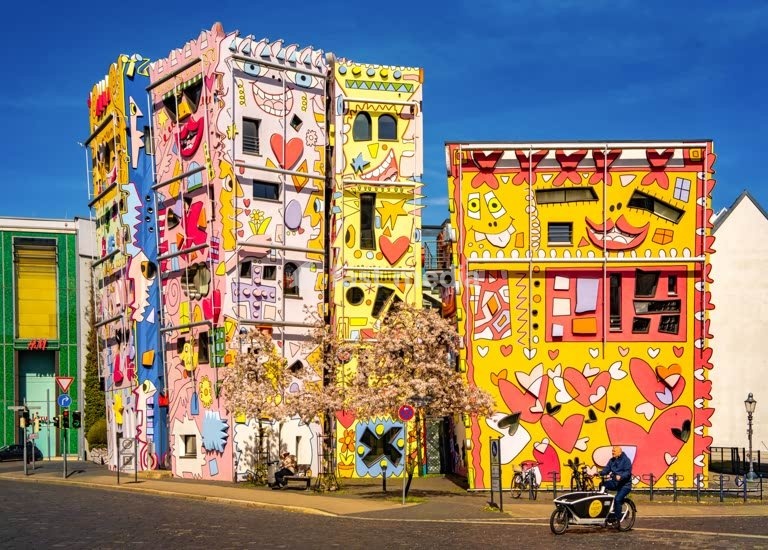 Happy Rizzi House colourful mural facade, street art building, Braunschweig, Lower Saxony, Germany