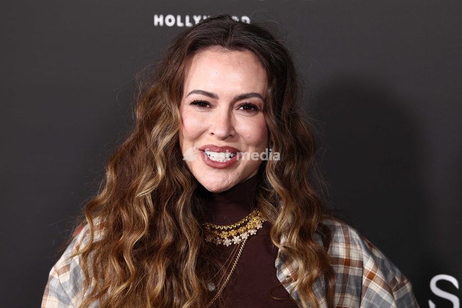 Alyssa Milano at the 26th Annual Screamfest Horror Film Festival - Opening Night - World Premiere Of Jeremy Weiss' 'The Night Driver' held at TCL Chinese 6 Theatres at Ovation Hollywood on October 6, 2026 in Hollywood, Los Angeles, California, United States