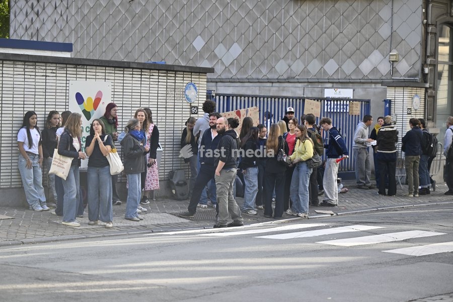 students gather outside Leoni de Waha school in Liege city center during a protest against education reforms and budget cuts, on Wednesday 7 October 2026. On Monday police arrested 16 people after the protests turned violent. About a hundred rioters continued to vandalize the city centre and face…