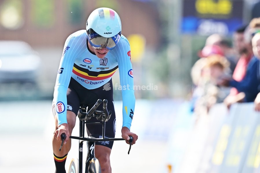 Belgium's Vic De Smet crosses the finish line of the Men Junior Individual Time Trial race (22km) at the cycling UEC Road European Championships, in Ljubljana, Slovenia, on Wednesday 7 October 2026. The UEC Road European Championships are taking place from 02 to 07 October in Ljubljana, Slovenia