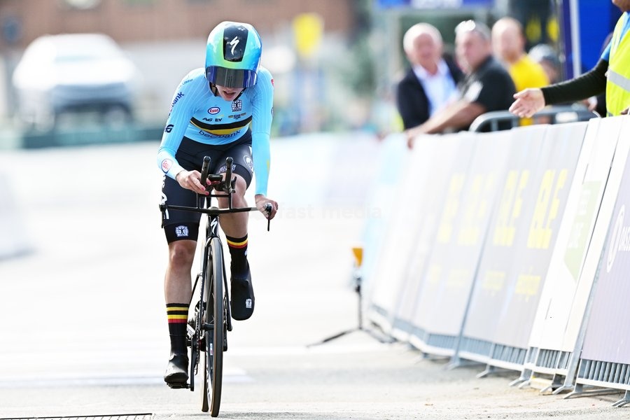 Belgium's Emma Siegers crosses the finish line of the Women U23 Individual Time Trial race (22km) at the cycling UEC Road European Championships, in Ljubljana, Slovenia, on Wednesday 7 October 2026. The UEC Road European Championships are taking place from 02 to 07 October in Ljubljana, Slovenia