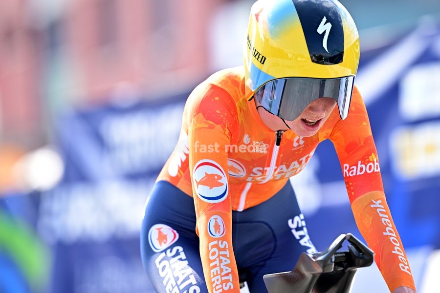 Netherlands' Nienke Vinke crosses the finish line to win the Women U23 Individual Time Trial race (22km) at the cycling UEC Road European Championships, in Ljubljana, Slovenia, on Wednesday 7 October 2026. The UEC Road European Championships are taking place from 02 to 07 October in Ljubljana,…
