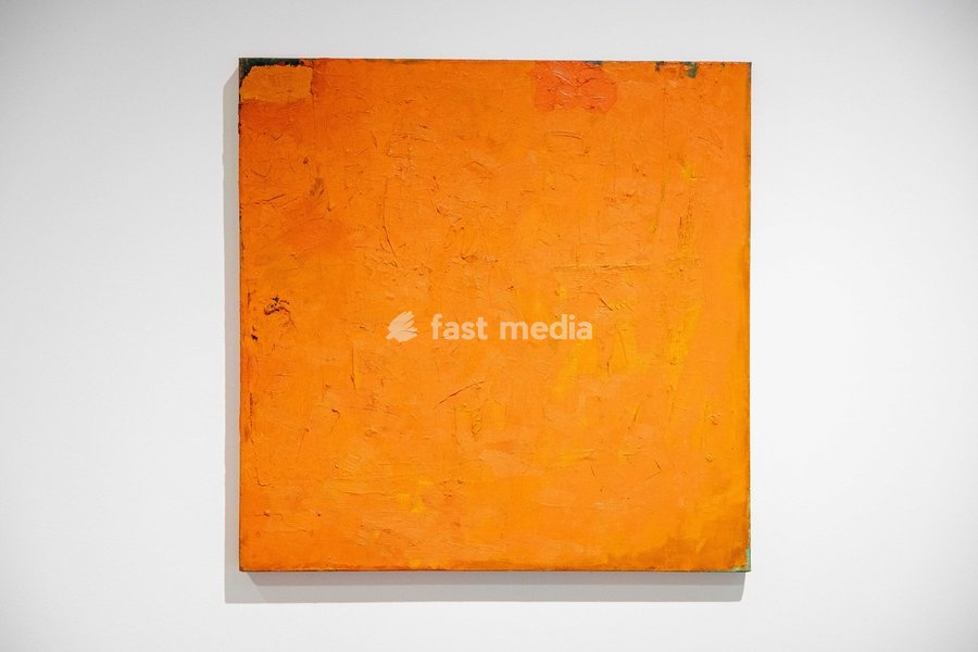 Untitled (orange painting), 1955 and 1959 on display at Robert Ryman: The Real Thing at the Barbican Art Gallery, London, UK, on 7 October 2026. The first significant UK exhibition of American minimalist and conceptual painter Robert Ryman (1930–2019) in over 30 years brings together six decades of…