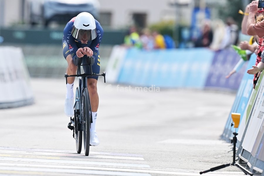 Spain's Hector Alvarez Martinez crosses the finish line to win the Men U23 Individual Time Trial race (22km) at the cycling UEC Road European Championships, in Ljubljana, Slovenia, on Wednesday 7 October 2026. The UEC Road European Championships are taking place from 02 to 07 October in Ljubljana,…
