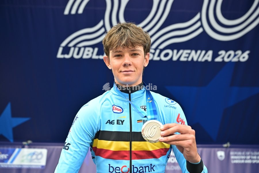 Belgium's Matisse Van Kerckhove , winner of the silver medal celebrates on the podium of the Men U23 Individual Time Trial race (22km) at the cycling UEC Road European Championships, in Ljubljana, Slovenia, on Wednesday 7 October 2026. The UEC Road European Championships are taking place from 02 to…