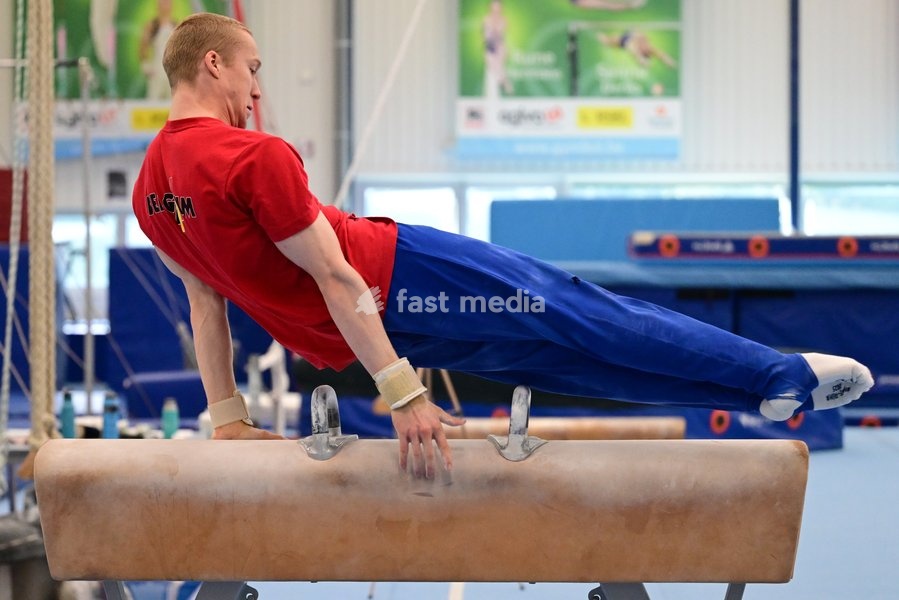 Belgian gymnast Kilan Van der Aa pictured during a training session of Belgium's artistic gymnastics team, Wednesday 7 October 2026, in Gent, ahead of the Worlds Championships in Rotterdam from 17 to 25 October 2026