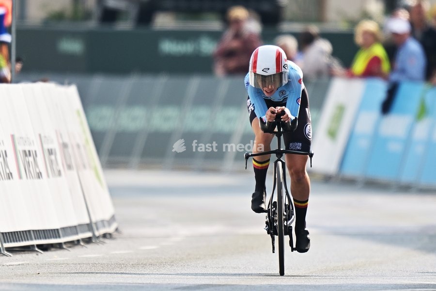 Belgium's Sandrine Tas crosses the finish line of the Women Elite Individual Time Trial race (22km) at the cycling UEC Road European Championships, in Ljubljana, Slovenia, on Wednesday 7 October 2026. The UEC Road European Championships are taking place from 02 to 07 October in Ljubljana, Slovenia