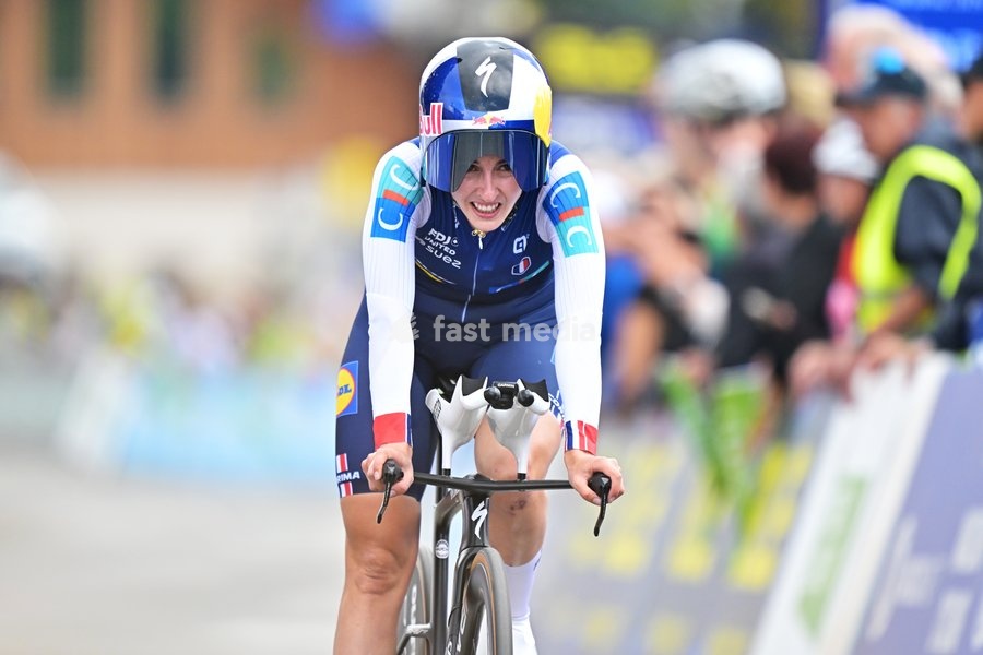 France's Juliette Berthet crosses the finish line of the Women Elite Individual Time Trial race (22km) at the cycling UEC Road European Championships, in Ljubljana, Slovenia, on Wednesday 7 October 2026. The UEC Road European Championships are taking place from 02 to 07 October in Ljubljana,…