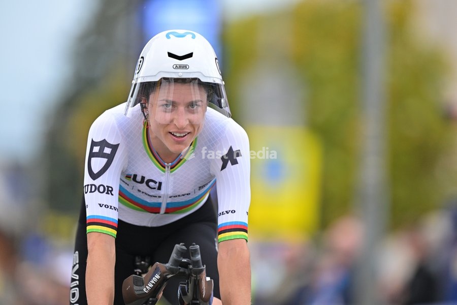 Switzerland's Marlen Reusser crosses the finish line to win the Women Elite Individual Time Trial race (22km) at the cycling UEC Road European Championships, in Ljubljana, Slovenia, on Wednesday 7 October 2026. The UEC Road European Championships are taking place from 02 to 07 October in Ljubljana,…