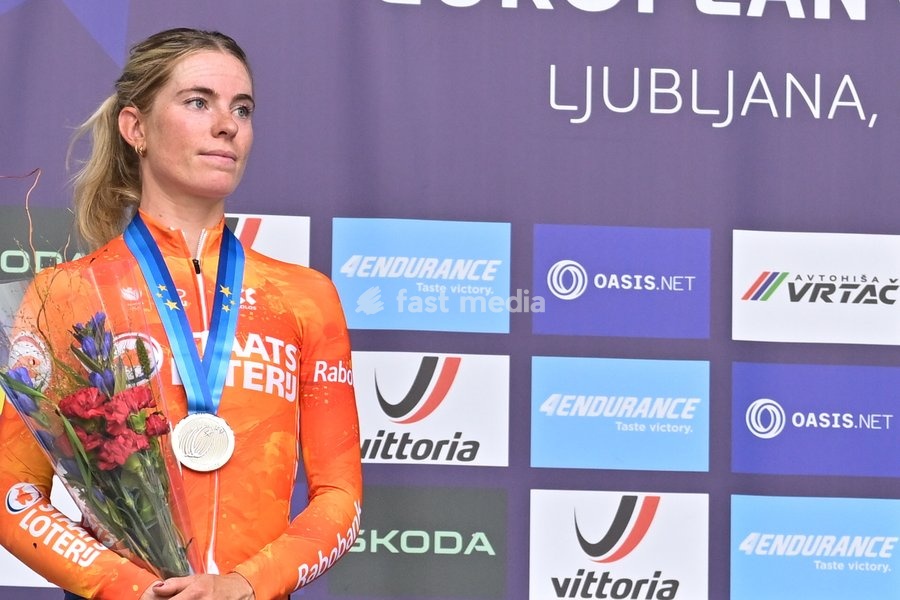 Netherlands' Demi Vollering , winner of the silver medal celebrates on the podium of the Women Elite Individual Time Trial race (22km) at the cycling UEC Road European Championships, in Ljubljana, Slovenia, on Wednesday 7 October 2026. The UEC Road European Championships are taking place from 02 to…
