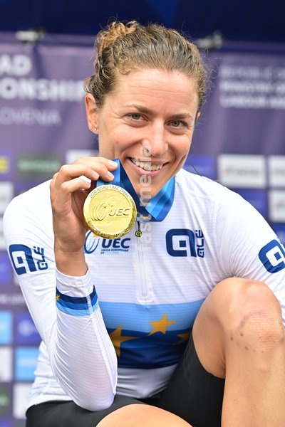 Switzerland's Marlen Reusser celebrates on the podium after winning the Women Elite Individual Time Trial race (22km) at the cycling UEC Road European Championships, in Ljubljana, Slovenia, on Wednesday 7 October 2026. The UEC Road European Championships are taking place from 02 to 07 October in…