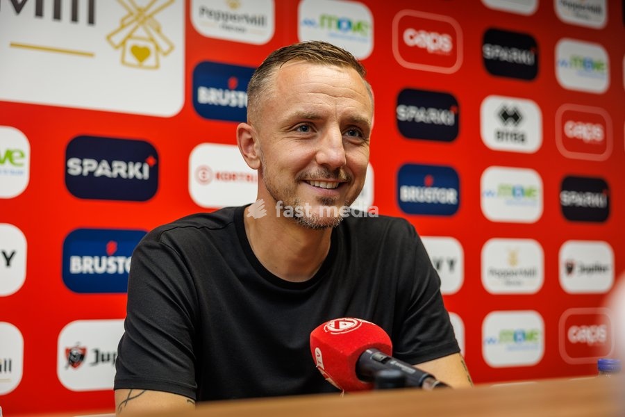 Kortrijk's head coach Daniel Beichler pictured during a press conference of Belgian soccer team KV Kortrijk, to present Austrian Beichler as new head coach, Wednesday 7 October 2026 in Kortrijk