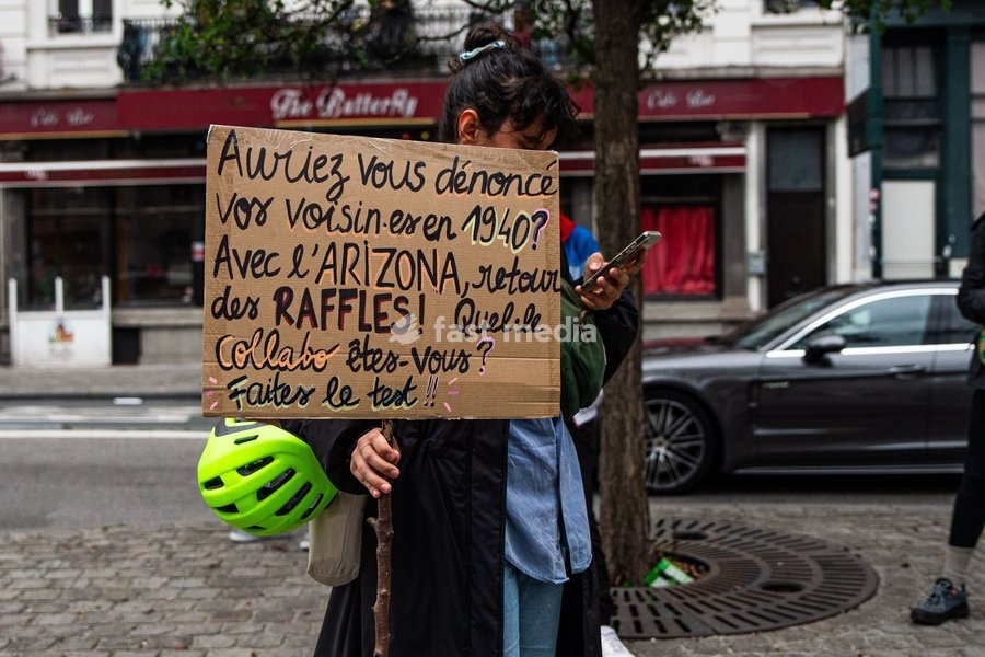 Protestors' slogans pictured during a Protest against the proposed home visits, organized by the No Ice in Belgium collective and the ADES network on Wednesday 7 October 2026 in Brussels