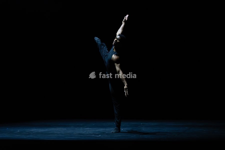 Dancers from Acosta Danza perform during Cuban Baroque at Sadler's Wells Theatre, London, UK, on 7 October 2026. The double bill, under the artistic direction of Carlos Acosta, blends Baroque artistry with Cuban dance across two works: Pearls, a world premiere choreographed by Andonis Foniadakis,…
