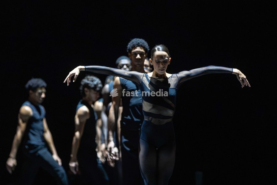 Dancers from Acosta Danza perform during Cuban Baroque at Sadler's Wells Theatre, London, UK, on 7 October 2026. The double bill, under the artistic direction of Carlos Acosta, blends Baroque artistry with Cuban dance across two works: Pearls, a world premiere choreographed by Andonis Foniadakis,…