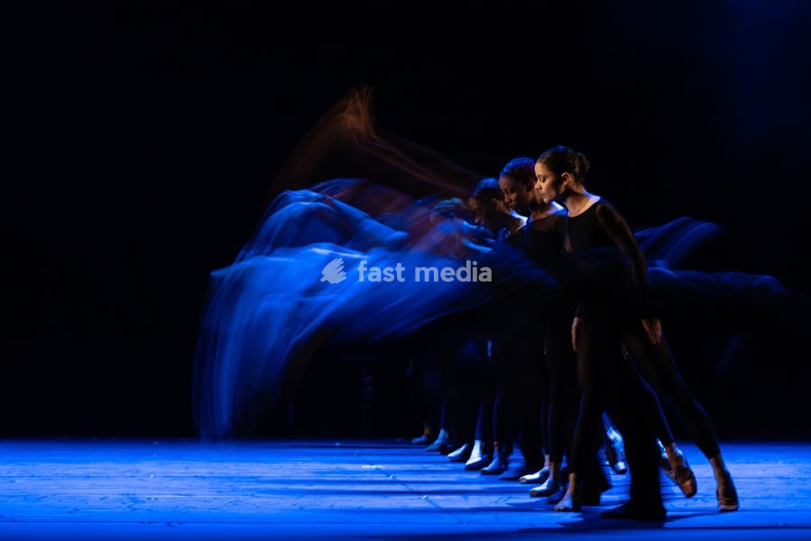 Dancers from Acosta Danza perform during Cuban Baroque at Sadler's Wells Theatre, London, UK, on 7 October 2026. The double bill, under the artistic direction of Carlos Acosta, blends Baroque artistry with Cuban dance across two works: Pearls, a world premiere choreographed by Andonis Foniadakis,…