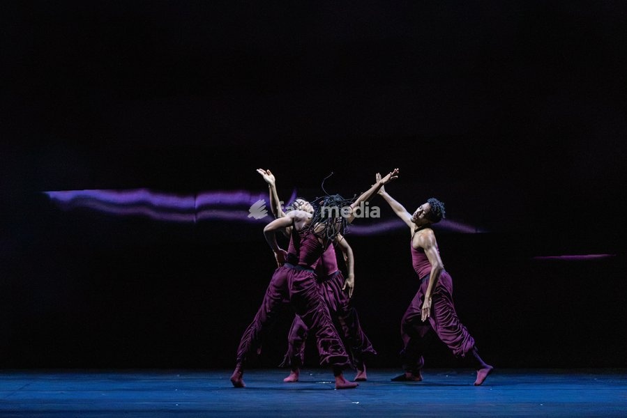 Dancers from Acosta Danza perform during Cuban Baroque at Sadler's Wells Theatre, London, UK, on 7 October 2026. The double bill, under the artistic direction of Carlos Acosta, blends Baroque artistry with Cuban dance across two works: Pearls, a world premiere choreographed by Andonis Foniadakis,…