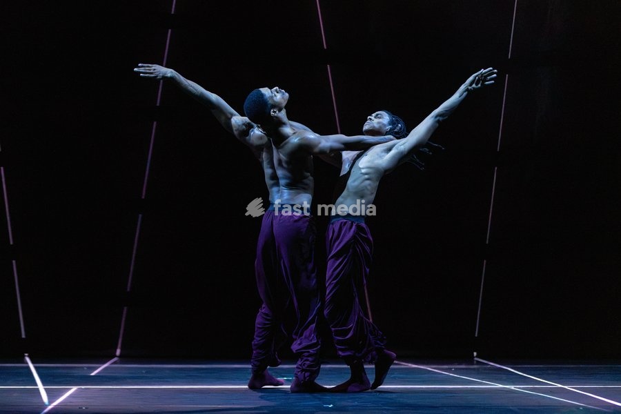 Dancers from Acosta Danza perform during Cuban Baroque at Sadler's Wells Theatre, London, UK, on 7 October 2026. The double bill, under the artistic direction of Carlos Acosta, blends Baroque artistry with Cuban dance across two works: Pearls, a world premiere choreographed by Andonis Foniadakis,…