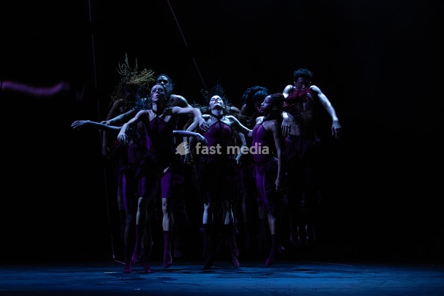 Dancers from Acosta Danza perform during Cuban Baroque at Sadler's Wells Theatre, London, UK, on 7 October 2026. The double bill, under the artistic direction of Carlos Acosta, blends Baroque artistry with Cuban dance across two works: Pearls, a world premiere choreographed by Andonis Foniadakis,…