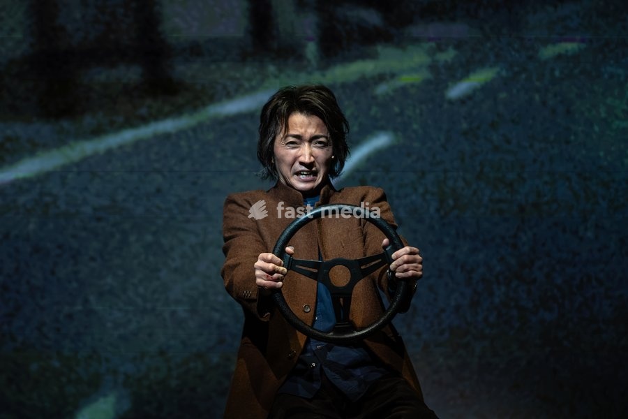 Haruki Mirakami’s End of the World and Hard-Boiled Wonderland at the Barbican Theatre, London, UK, on 8 October 2026. The first ever stage adaptation of Haruki Murakami's cult 1985 novel, adapted by Ako Takahashi, directed and choreographed by Philippe Decouflé and starring Tatsuya Fujiwara,…