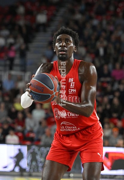 Spirou's Eduardo Andre kicks a penalty during a basketball match between Spirou Charleroi and CityX Mons-Hainaut, Friday 9 October 2026 in Charleroi, on the opening day of the 'BNXT League' Belgian and Dutch first division basket championships