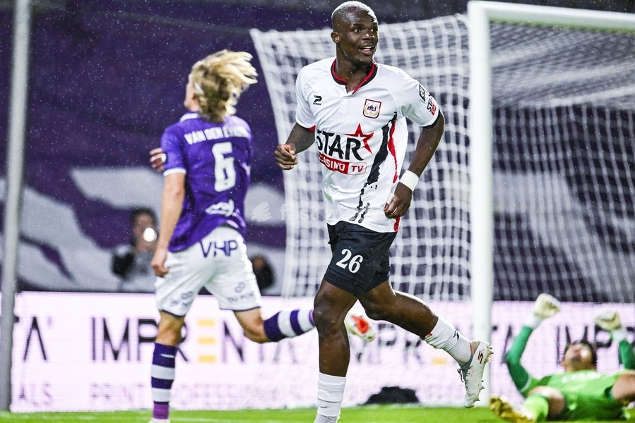 Liege's Birane Wane celebrates after scoring during a soccer match between Beerschot VA and RFC Liège, on Saturday 10 October 2026 in Antwerp, on day 7 of the 2026-2027 'Challenger Pro League' second division of the Belgian championship