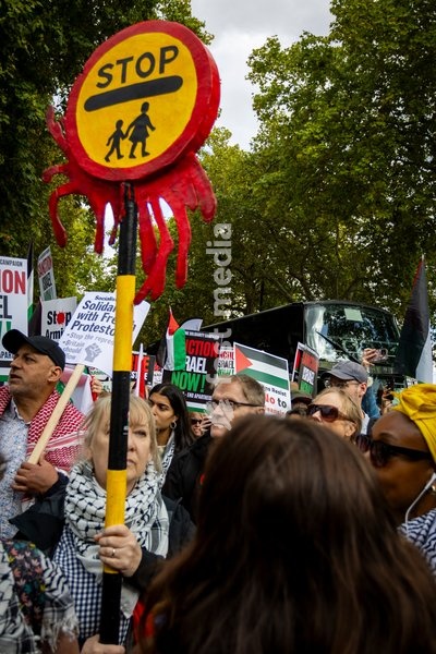 Pro-Palestine demonstrators took to the streets of Central London for the National March for Palestine, marking three years since the war in Gaza began in October 2023. Participants marched in solidarity with Palestinians, carrying Palestinian flags, banners and placards calling for an end to the…