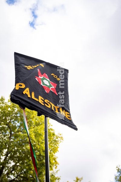 Pro-Palestine demonstrators took to the streets of Central London for the National March for Palestine, marking three years since the war in Gaza began in October 2023. Participants marched in solidarity with Palestinians, carrying Palestinian flags, banners and placards calling for an end to the…