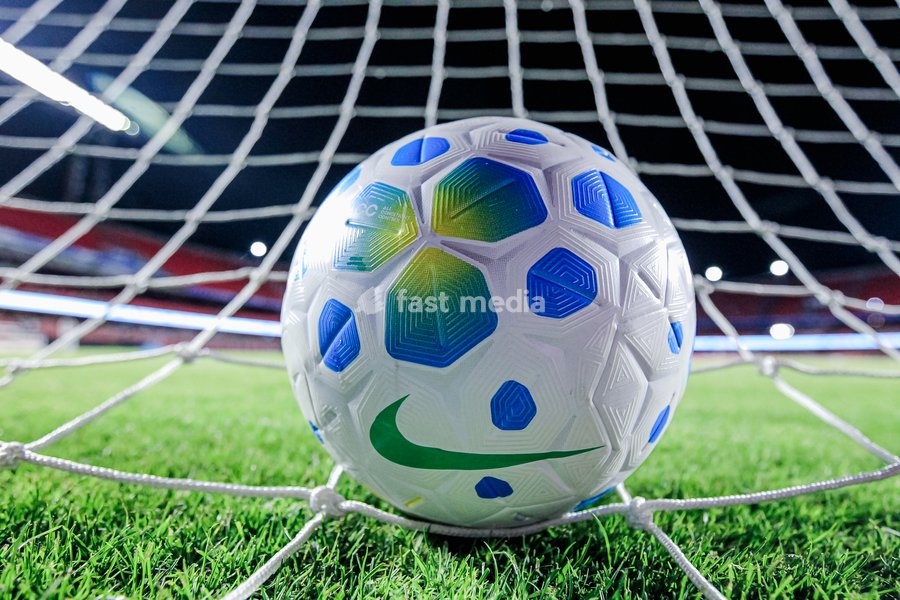 October 10, 2026, São Paulo, São Paulo, Brazil: SÃO PAULO (SP), BRAZIL – OCTOBER 10: Match ball for the game between São Paulo and Vitória in the 2026 Brazilian Championship, at Morumbis Stadium in São Paulo (SP), Brazil, this Saturday, October 10, 2026