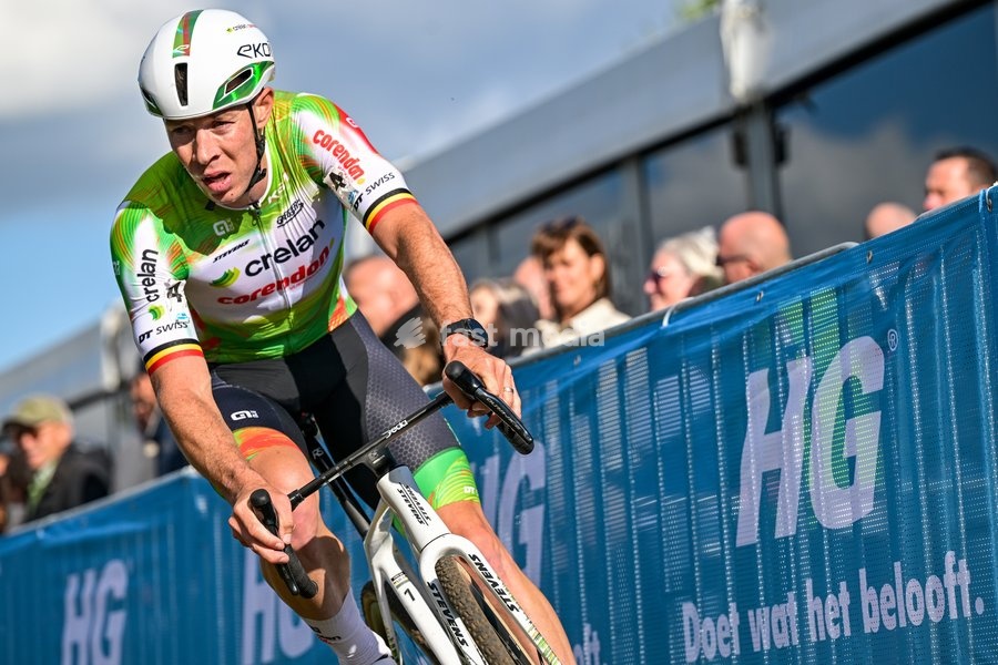 Belgium's Laurens Sweeck is pictured in action during the men elite race of the 'Mosselcross' cyclocross cycling event, on Sunday 11 October 2026, in Dendermonde, the first race (out of 7) of the HG Cross competition