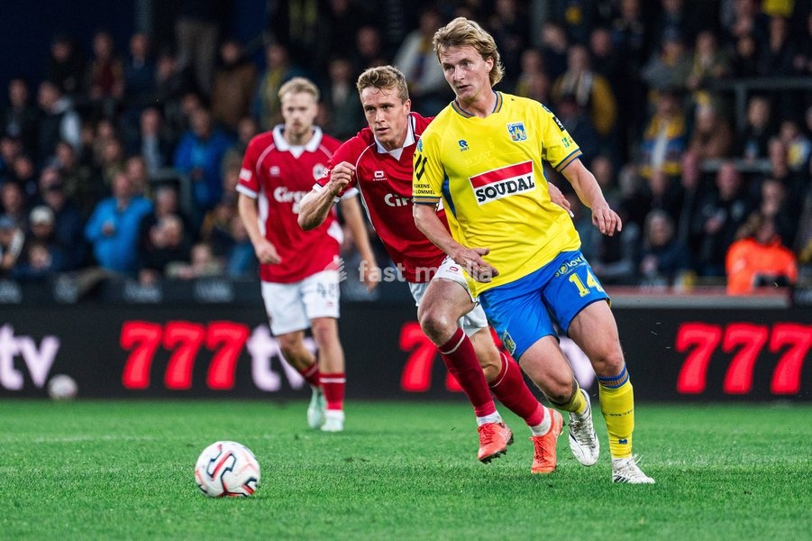 Westerlo's Cisse Sandra pictured during a soccer match between KVC Westerlo and Royal Antwerp FC, Sunday 11 October 2026 in Westerlo, on day 8 of the 2026-2027 'Jupiler Pro League' first division of the Belgian championship