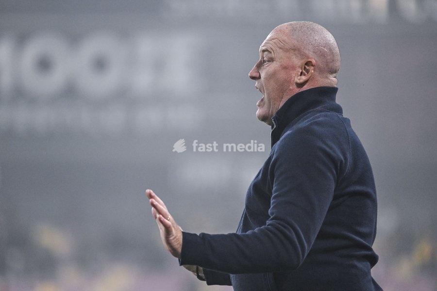 Mechelen's head coach Frederic Fred Vanderbiest pictured during a soccer match between KV Mechelen and Sint-Truiden VV, Sunday 11 October 2026 in Mechelen, on day 8 of the 2026-2027 'Jupiler Pro League' first division of the Belgian championship