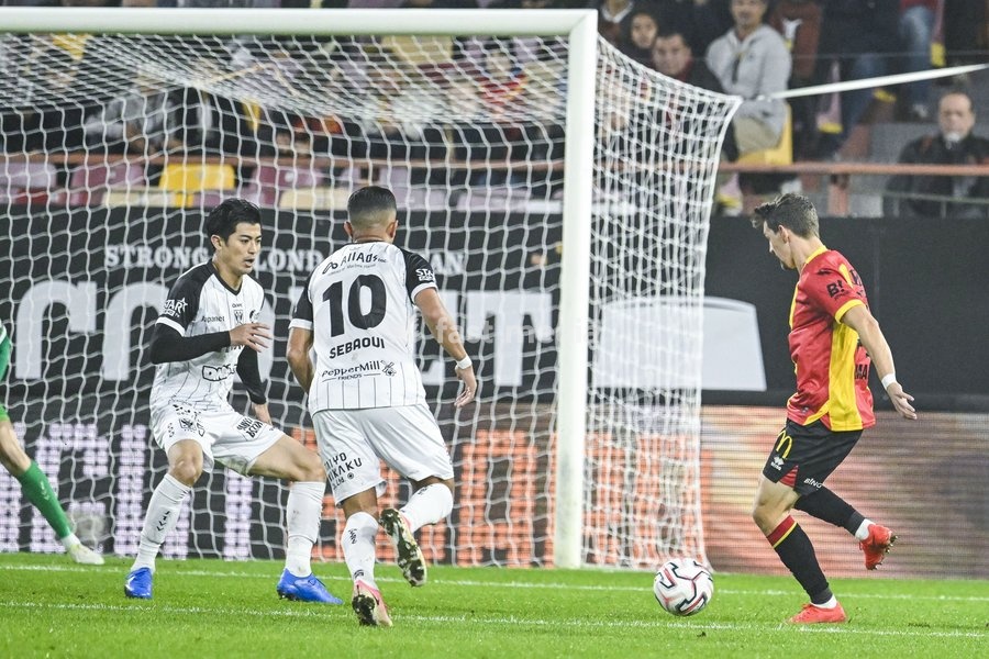 STVV's Shogo Taniguchi and Mechelen's Benito Raman pictured in action during a soccer match between KV Mechelen and Sint-Truiden VV, Sunday 11 October 2026 in Mechelen, on day 8 of the 2026-2027 'Jupiler Pro League' first division of the Belgian championship