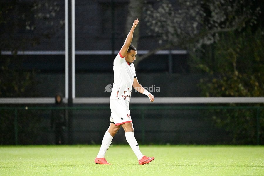 Seraing's Amine Messoussa celebrates after scoring the 0-1 goal during a soccer match between Jong KAA Gent and FCV Rfc Seraing, Sunday 11 October 2026 in Gent, on day 7 of the 2026-2027 'Challenger Pro League' second highest division of the Belgian championship