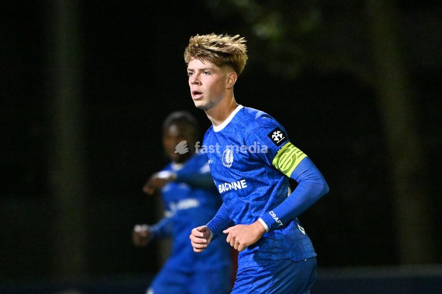 Jong Gent's Oleksandr Soroka is pictured in action during a soccer match between Jong KAA Gent and FCV Rfc Seraing, Sunday 11 October 2026 in Gent, on day 7 of the 2026-2027 'Challenger Pro League' second highest division of the Belgian championship