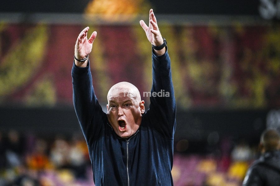 Mechelen's head coach Frederic Fred Vanderbiest reacts during a soccer match between KV Mechelen and Sint-Truiden VV, Sunday 11 October 2026 in Mechelen, on day 8 of the 2026-2027 'Jupiler Pro League' first division of the Belgian championship