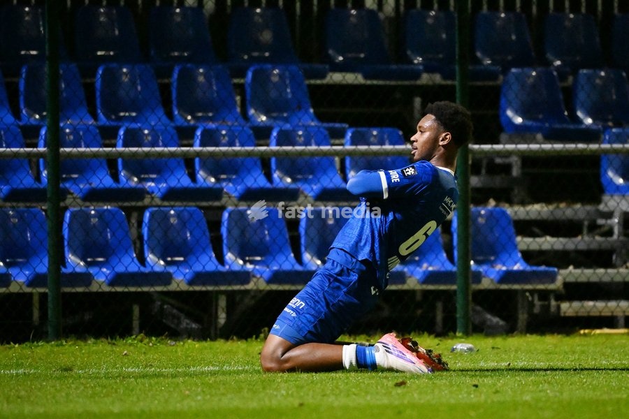 Jong Gent's Jemiah Umolu celebrate after scoring the 3-2 goal during a soccer match between Jong KAA Gent and FCV Rfc Seraing, Sunday 11 October 2026 in Gent, on day 7 of the 2026-2027 'Challenger Pro League' second highest division of the Belgian championship