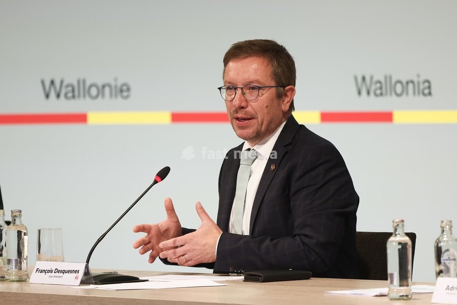 Vice-President and Walloon Minister in charge of Regional Planning, Public Works, Mobility, Road Safety and Local Authorities Francois Desquesnes pictured during a press conference of the Walloon Government on the budget 2027, Monday 12 October 2026 ,in Jambes, Namur