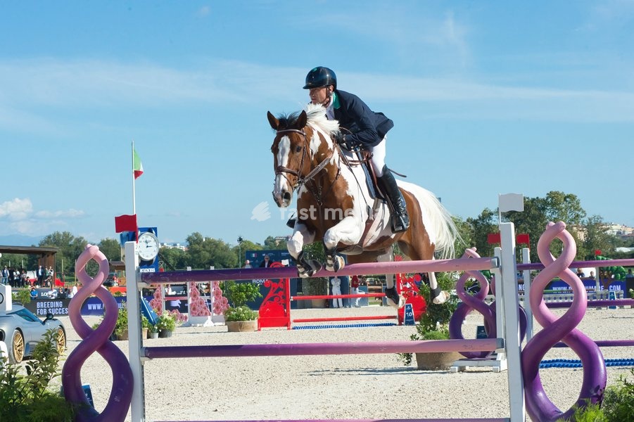 Italy, Rome, 11 October, 2026 - Longines Global Champions Tour Rome. Pietro Giannattasio Military Hippodrome, Pictured : Denis Lynch on Ping Pong van de Lentamel Photo