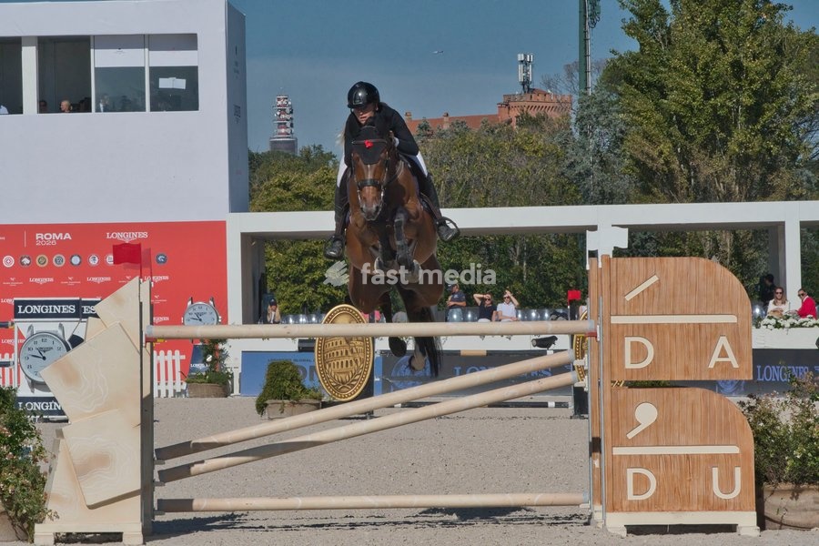 Italy, Rome, 11 October, 2026 - Longines Global Champions Tour Rome. Pietro Giannattasio Military Hippodrome, Pictured : KRISTEN VANDERVEEN ON STARBUCKS Photo