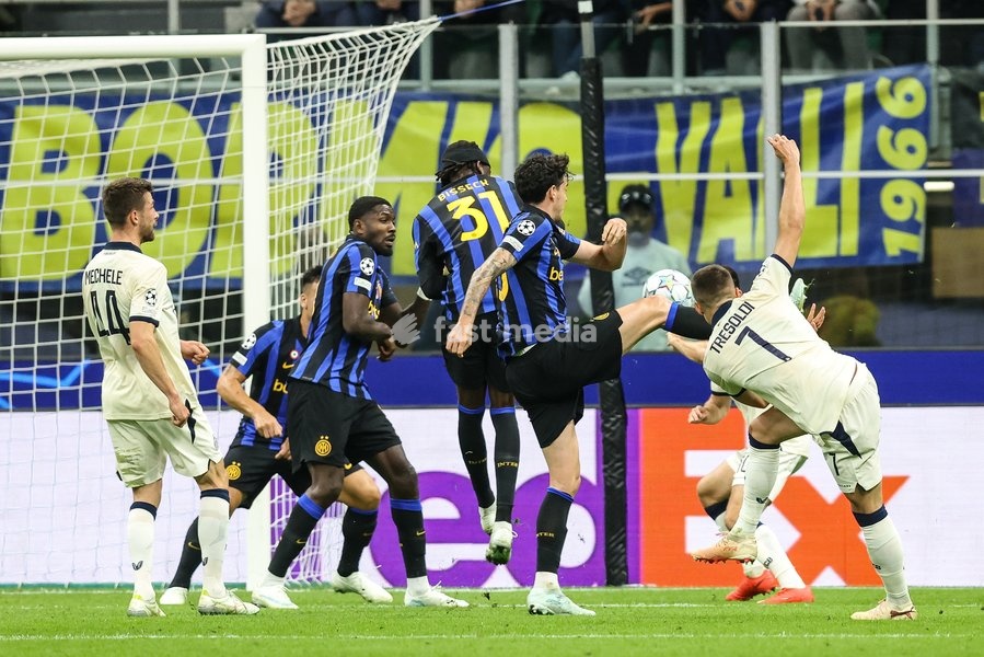 Club's Nicolo Tresoldi is pictured in action during a soccer game between Italian Inter Milan and Belgian Club Brugge KV, Tuesday 13 October 2026 in Milan, Italy, on day 2 of the UEFA Champions League league phase