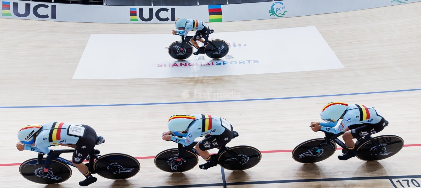 L-R, Belgian Helene Hesters; Belgian Katrijn De Clercq (up); Belgian Luca Vierstraete and Belgian Shari Bossuyt pictured in action during the Women’s Scratch event at the UCI Track Cycling World Championships in Shanghai, China on Wednesday 14 October 2026. The worlds are taking place from 14 to 18…