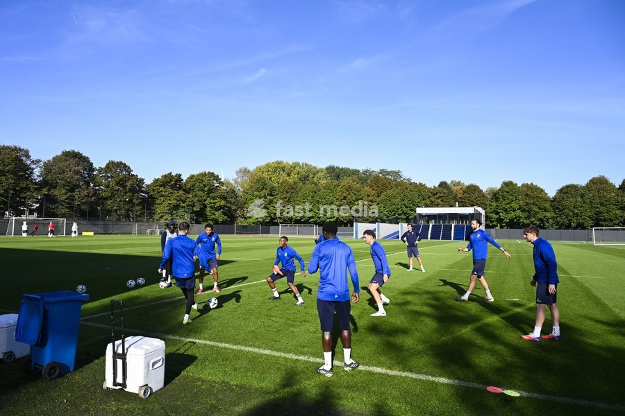 Gent's players pictured in action during a training session of Belgian soccer team KAA Gent, Wednesday 14 October 2026 in Gent. The team is preparing for the opening match of the UEFA Conference League league phase against Danish Aarhus GF tomorrow