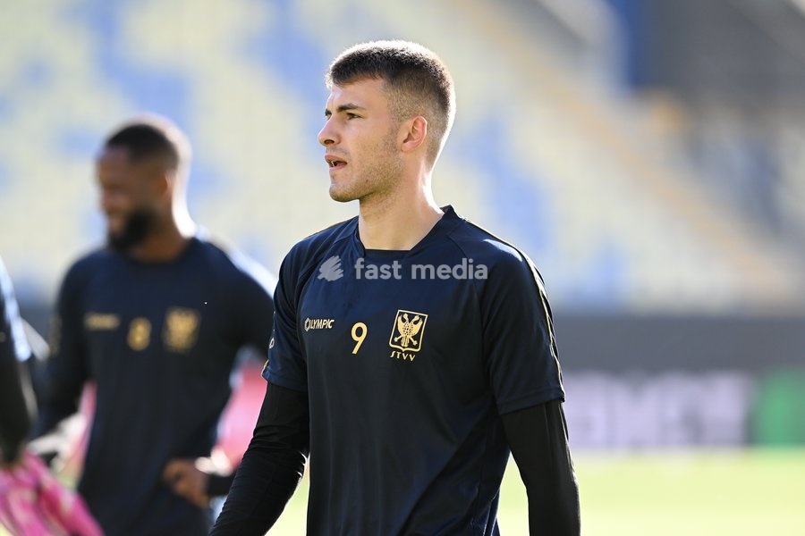 STVV's Samed Bazdar pictured during a training session of Belgian soccer team Sint-Truidense VV, Wednesday 14 October 2026 in Sint-Truiden. The team is preparing for the opening match of the UEFA Conference League league phase against Georgian FC Iberia 1999 Tbilisi tomorrow