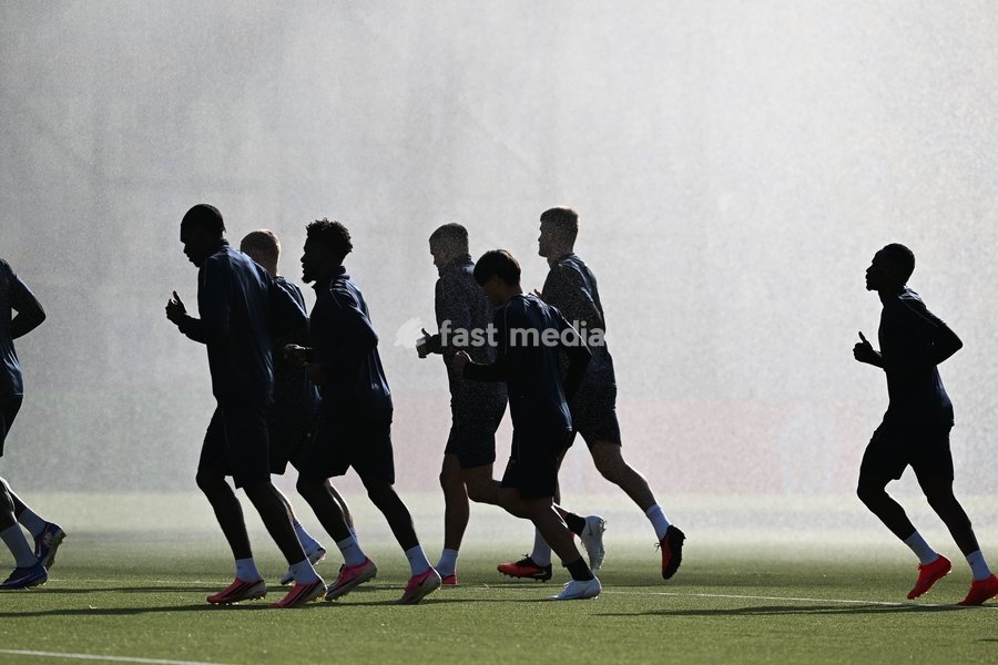 STVV's players pictured in action during a training session of Belgian soccer team Sint-Truidense VV, Wednesday 14 October 2026 in Sint-Truiden. The team is preparing for the opening match of the UEFA Conference League league phase against Georgian FC Iberia 1999 Tbilisi tomorrow