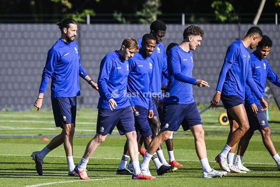 Gent's Christian Burgess; Gent's Max Dean and Gent's Michel-Ange Sumai Balikwisha pictured during a training session of Belgian soccer team KAA Gent, Wednesday 14 October 2026 in Gent. The team is preparing for the opening match of the UEFA Conference League league phase against Danish Aarhus GF…