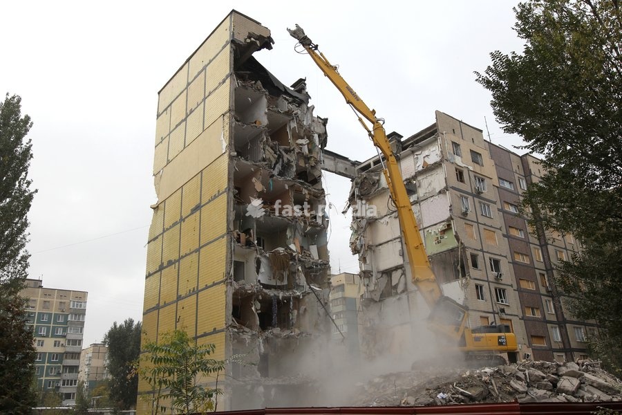 An excavator works during the dismantling of a section of a nine-story residential building damaged in a Russian drone attack overnight on November 7-8, 2025, in Dnipro, Ukraine, on October 13, 2026. Overnight on November 7-8, 2025, a Russian attack drone struck the first section of the nine-story…