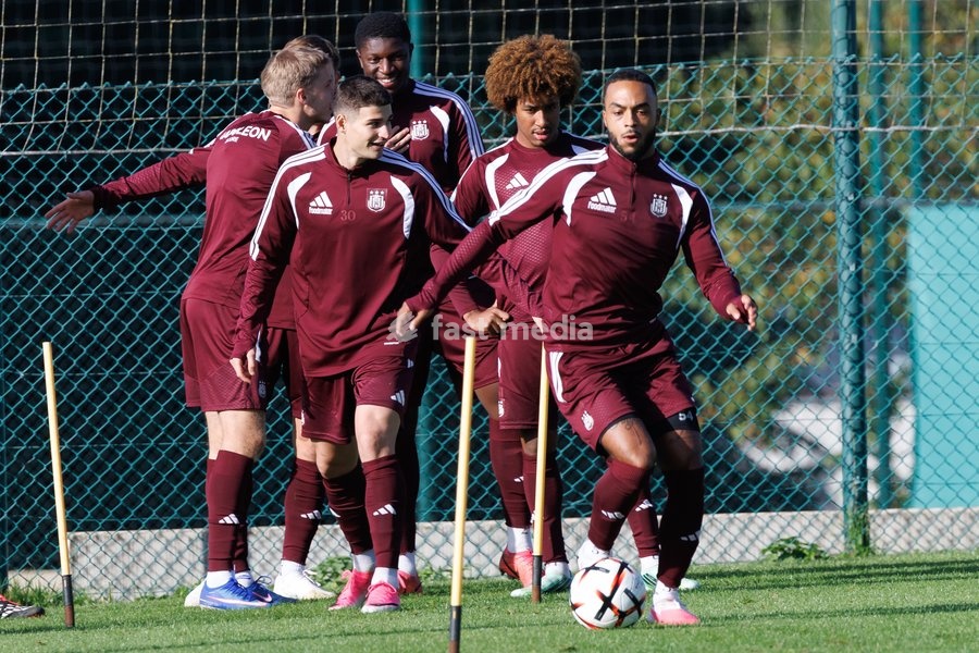 Anderlecht's Killian Sardella pictured in action during a training session of Belgian soccer team RSC Anderlecht, Wednesday 14 October 2026 in Brussels. The team is preparing for the second match of the UEFA Europa League league phase against Croatian GNK Dinamo Zagreb tomorrow
