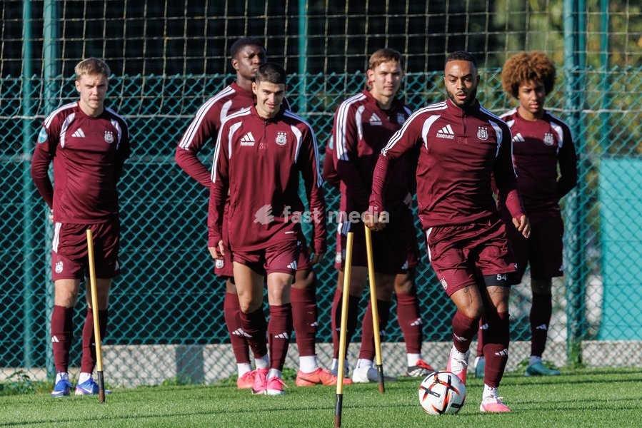 Anderlecht's Killian Sardella pictured in action during a training session of Belgian soccer team RSC Anderlecht, Wednesday 14 October 2026 in Brussels. The team is preparing for the second match of the UEFA Europa League league phase against Croatian GNK Dinamo Zagreb tomorrow