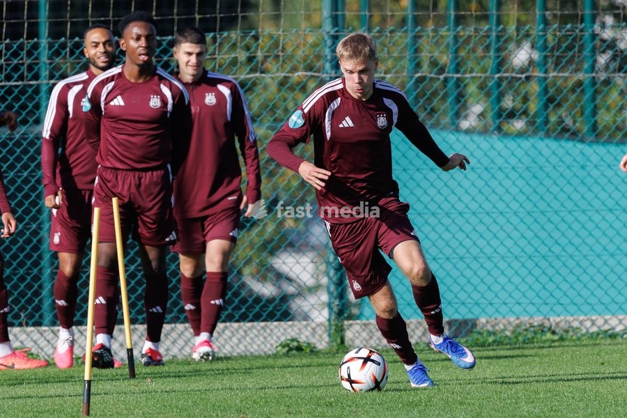 Anderlecht's Oliver Antman pictured in action during a training session of Belgian soccer team RSC Anderlecht, Wednesday 14 October 2026 in Brussels. The team is preparing for the second match of the UEFA Europa League league phase against Croatian GNK Dinamo Zagreb tomorrow